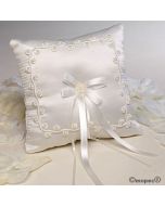Coussin alliances perles brodées 19x19cm