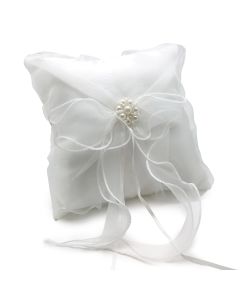 Cojín alianzas en marfil de organza y flor de perlas