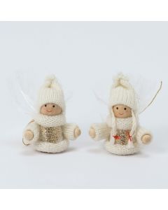 Boy and girl white sweater golden heart pendant 1 cora-choc