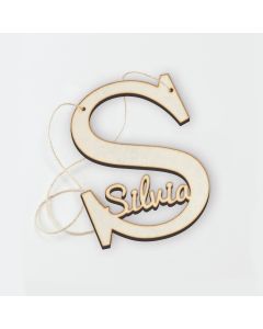 Colgante de madera letra S con nombre 12,5x12,5cm aprox.