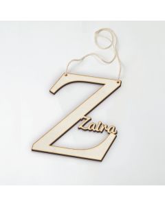 Colgante de madera letra Z con nombre 12,5x12,5cm aprox.