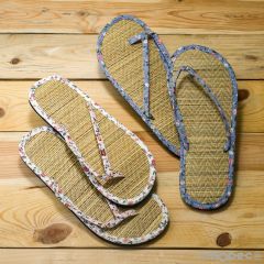 Flowers and bamboo flip flops, size M, 2 assorted