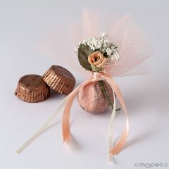 Bouquet couleur saumon avec fleurs et 2 chocolats