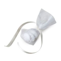 3 Chocolate dragees decorated with ivory satin ribbon