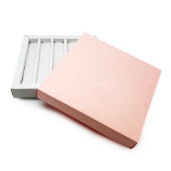 Caja piel rosa palo cuadrada 20x20x3cm min.25