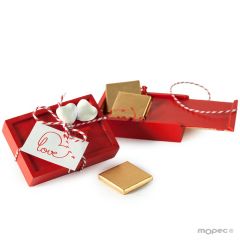 Boîte en bois rouge 2 coeur et 4 chocolats