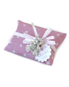Bear brooch with pink fabric box and 5 sug.coated choc.