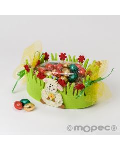 Big basket with sheep decoration and 22 praline eggs