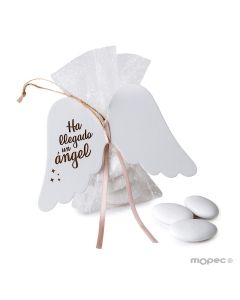 Colgante madera alas Ha llegado un ángel,3peladillas choco, varios idiomas