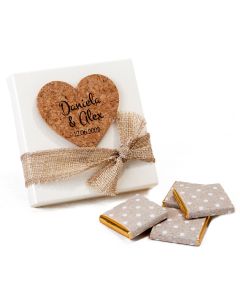 Cuore in sughero adesivo in scatola con 4 cioccolatini