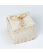 Boîte ivoire décore pour les bagues 5x4x5cm